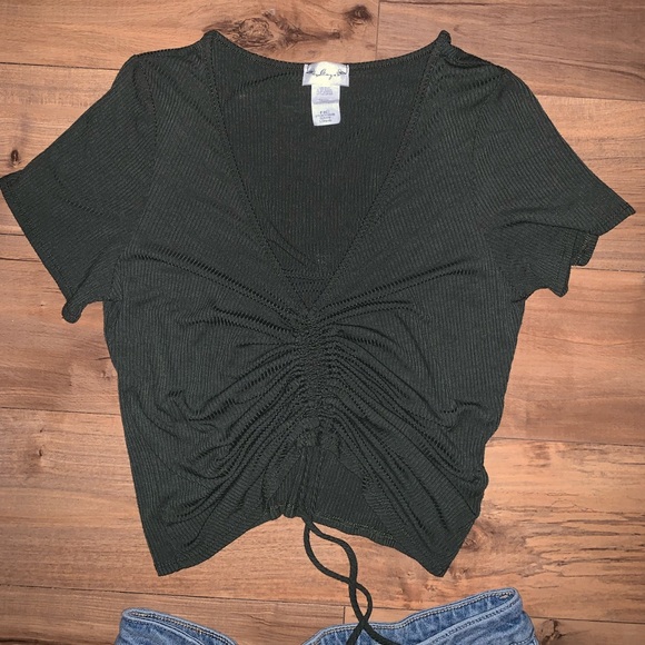 Gaze Shirt - Picture 1 of 4